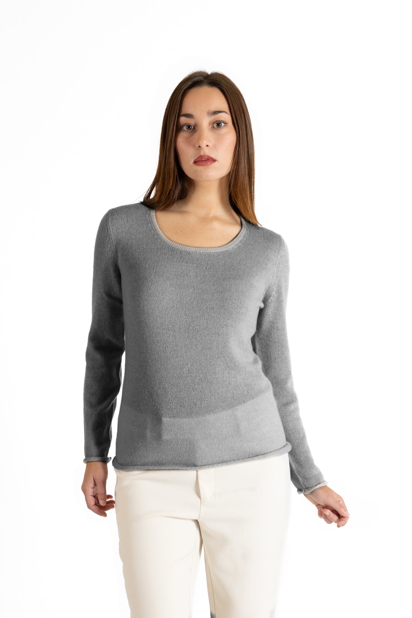 maglia girocollo grigia in puro cashmere